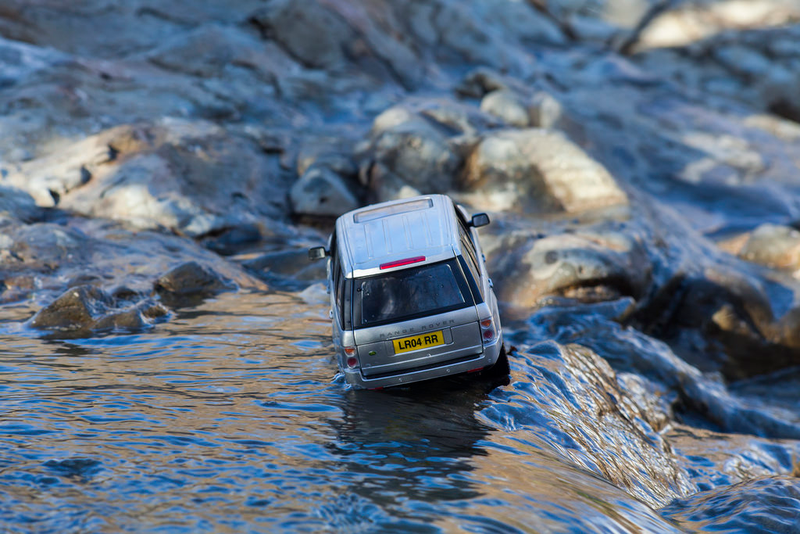 Illustration for article titled LaLD Car Week: Range Rover L322 by Ertl